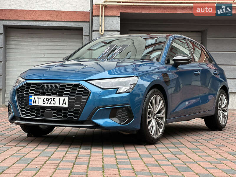Хэтчбек Audi A3 2021 в Ивано-Франковске