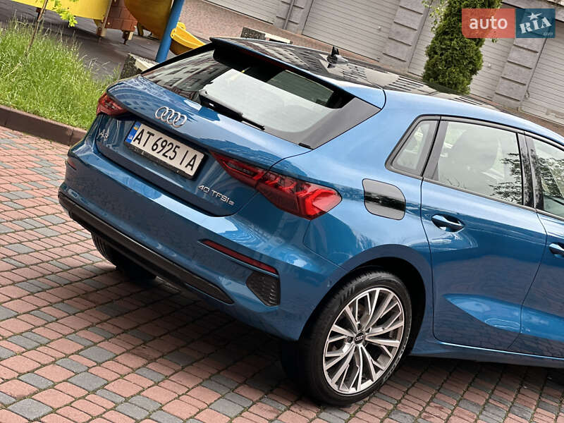 Хэтчбек Audi A3 2021 в Ивано-Франковске