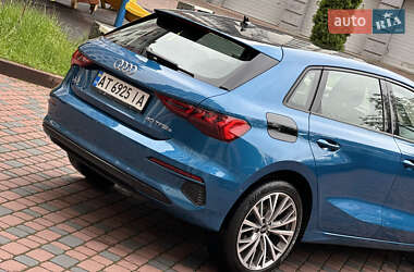 Хэтчбек Audi A3 2021 в 