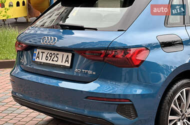 Хэтчбек Audi A3 2021 в 