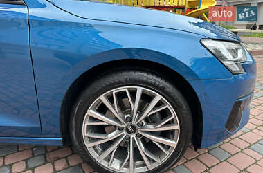 Хэтчбек Audi A3 2021 в 