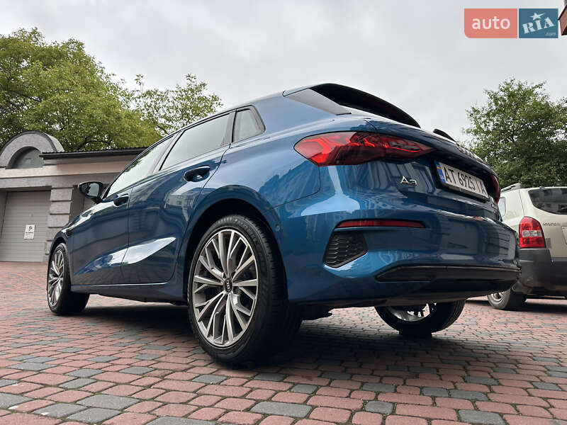 Хэтчбек Audi A3 2021 в Ивано-Франковске