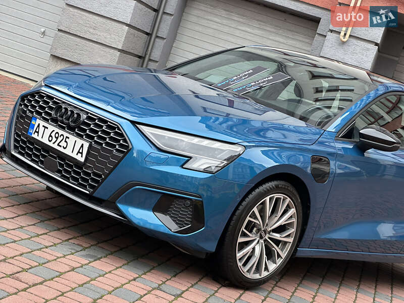 Хэтчбек Audi A3 2021 в Ивано-Франковске