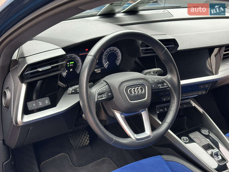 Хэтчбек Audi A3 2021 в Ивано-Франковске