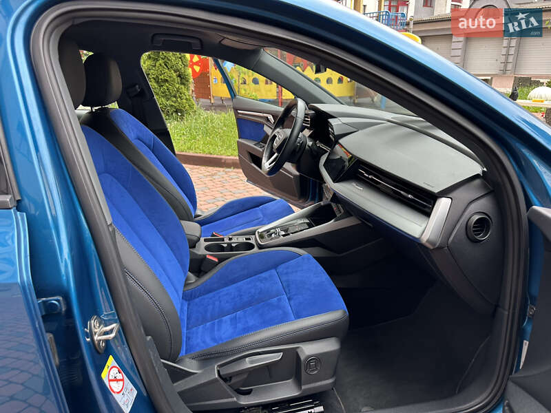 Хэтчбек Audi A3 2021 в Ивано-Франковске