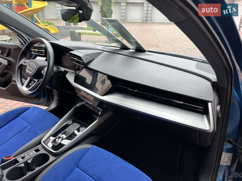 Хэтчбек Audi A3 2021 в Ивано-Франковске
