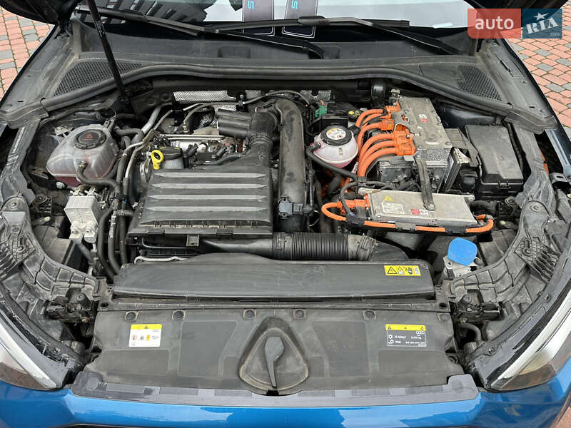 Хэтчбек Audi A3 2021 в Ивано-Франковске
