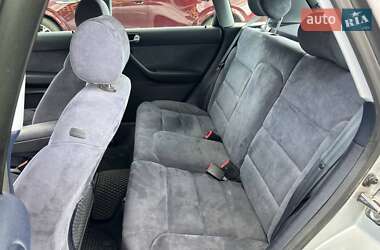 Хэтчбек Audi A3 2001 в 