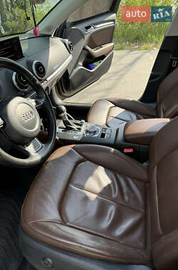 Седан Audi A3 2014 в 