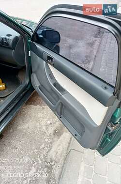 Хетчбек Audi A3 1999 в 