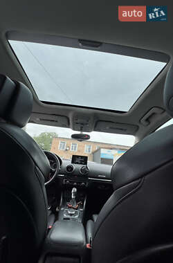 Седан Audi A3 2015 в 