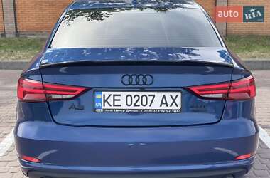 Седан Audi A3 2014 в 