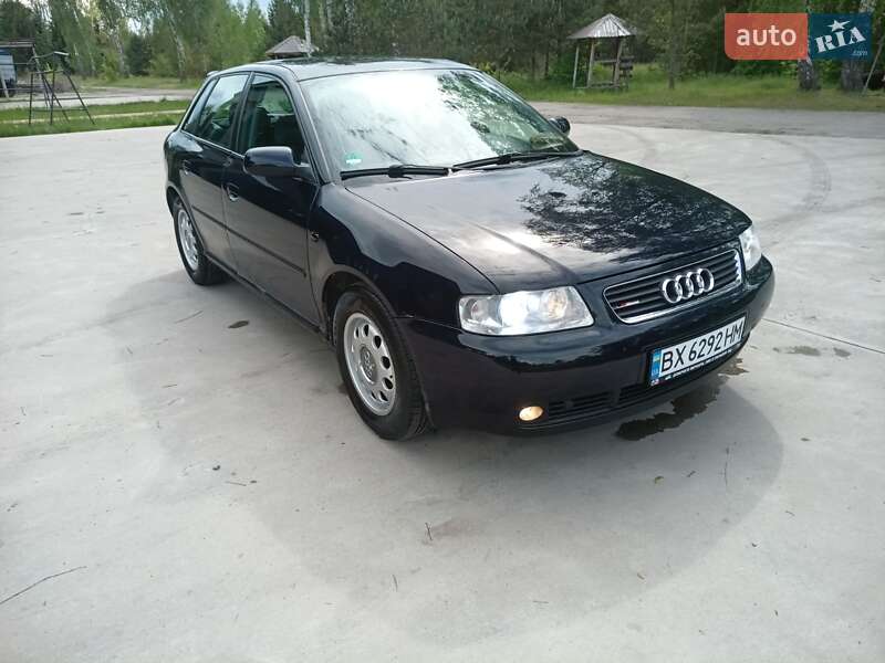 Хэтчбек Audi A3 2001 в Славуте