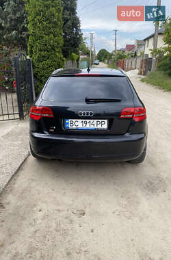 Хэтчбек Audi A3 2005 в 