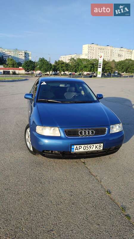Хэтчбек Audi A3 2003 в Запорожье