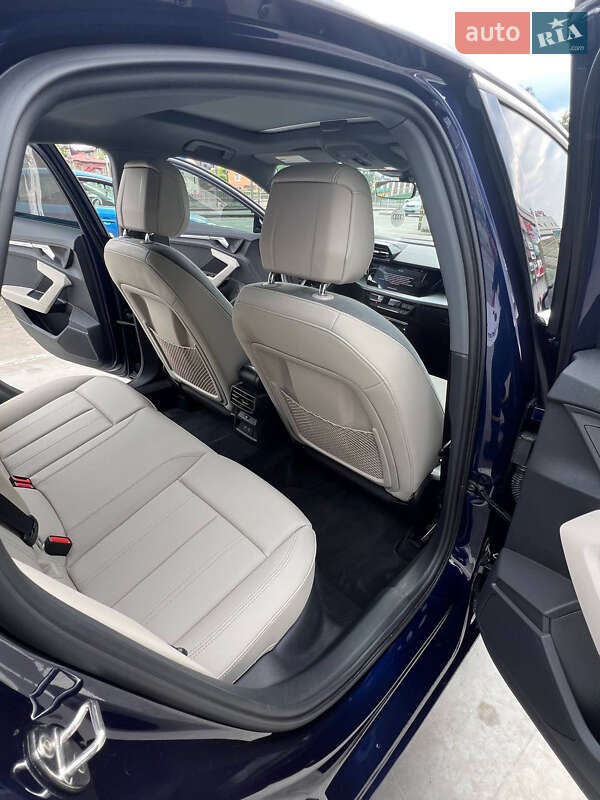 Седан Audi A3 2022 в Львове
