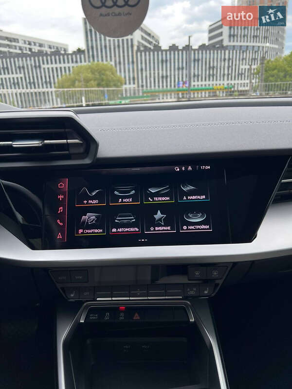 Седан Audi A3 2022 в Львове
