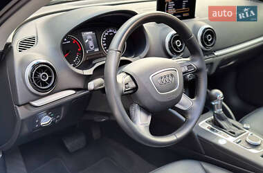 Седан Audi A3 2015 в 