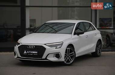 Хэтчбек Audi A3 2022 в Харькове
