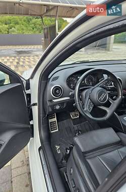 Хэтчбек Audi A3 2018 в 