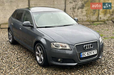 Хетчбек Audi A3 2009 в 