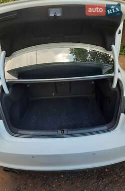 Седан Audi A3 2014 в 