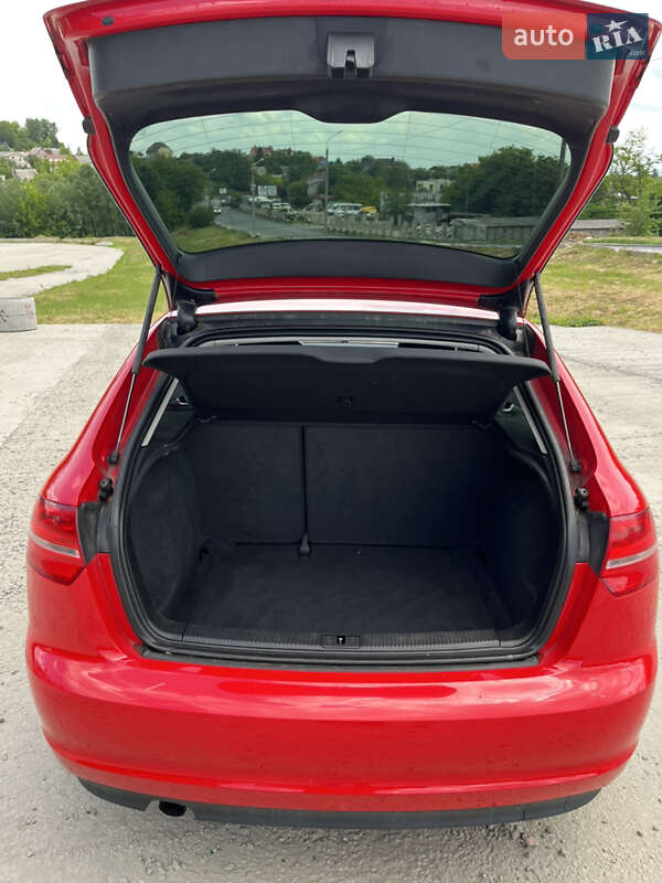 Хэтчбек Audi A3 2012 в Днепре