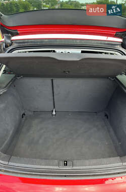 Хэтчбек Audi A3 2012 в 