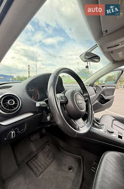 Седан Audi A3 2014 в 