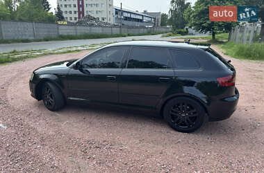 Хетчбек Audi A3 2011 в 