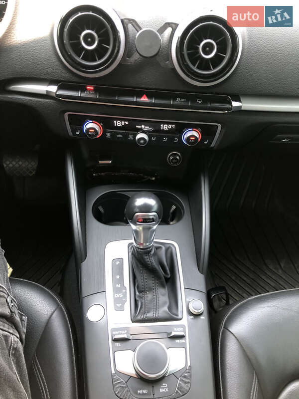 Седан Audi A3 2016 в Ракитном