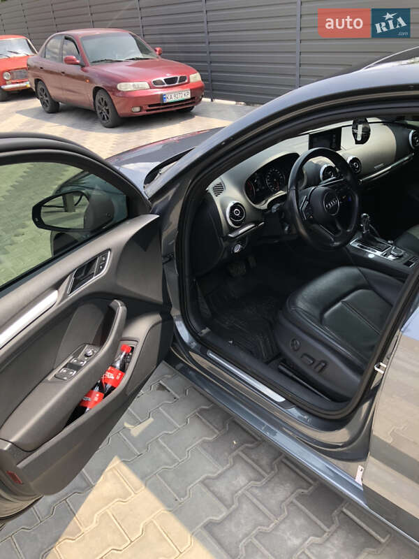 Седан Audi A3 2016 в Ракитном