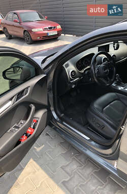 Седан Audi A3 2016 в 