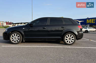 Хэтчбек Audi A3 2005 в 