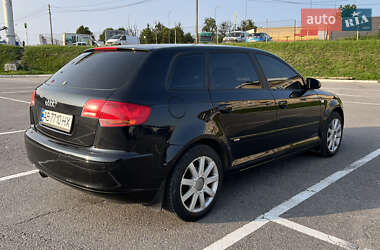 Хэтчбек Audi A3 2005 в 