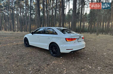 Седан Audi A3 2015 в 