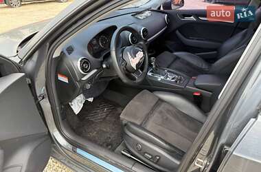 Хэтчбек Audi A3 2014 в 