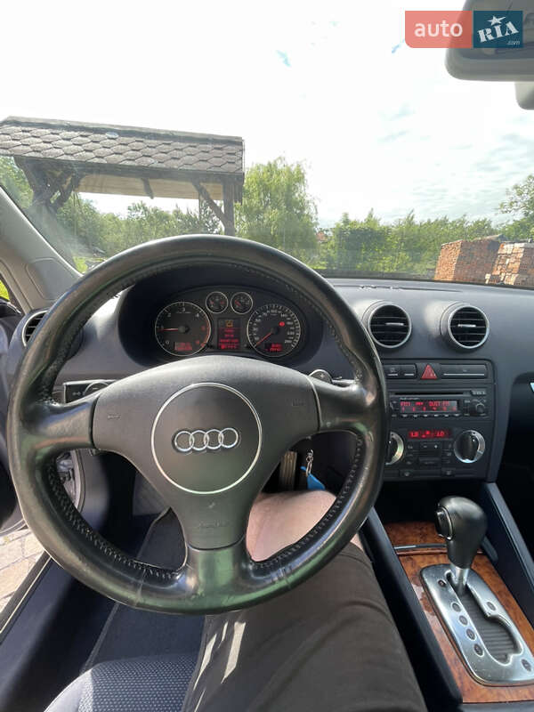 Хэтчбек Audi A3 2004 в Мукачево
