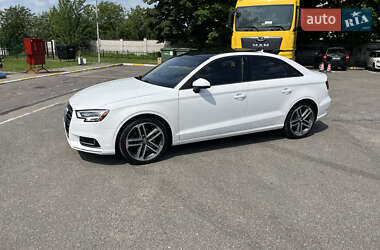 Седан Audi A3 2016 в 