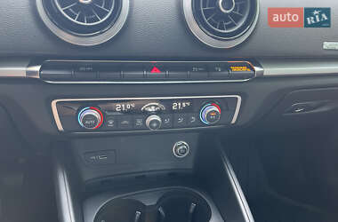 Седан Audi A3 2016 в 