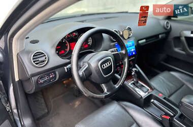 Хэтчбек Audi A3 2005 в 