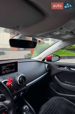 Седан Audi A3 2016 в 