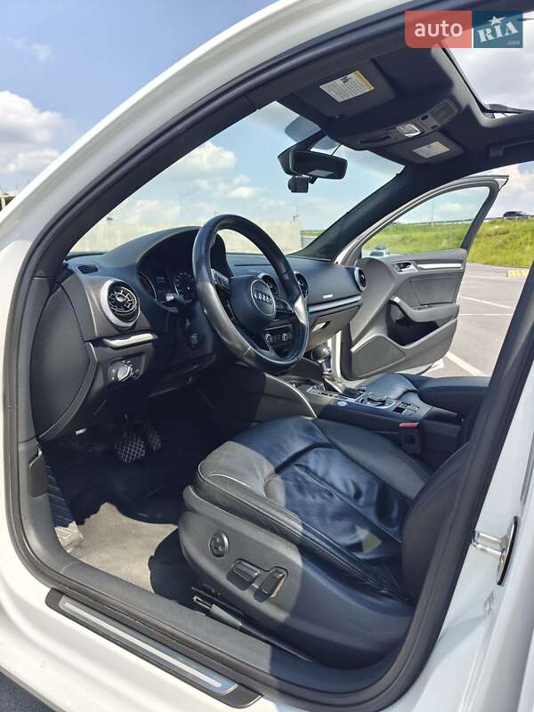 Седан Audi A3 2017 в Львове