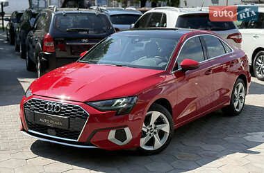 Седан Audi A3 2022 в 