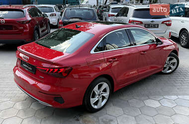 Седан Audi A3 2022 в 