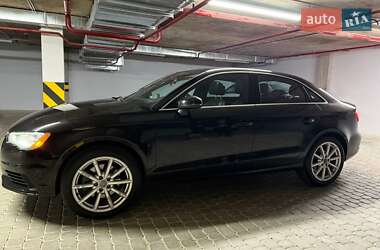 Седан Audi A3 2015 в 