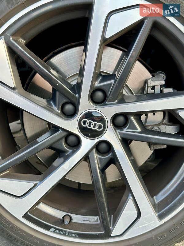 Седан Audi A3 2020 в Киеве