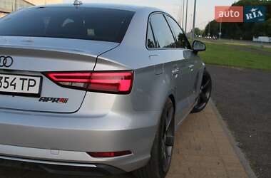 Седан Audi A3 2016 в 
