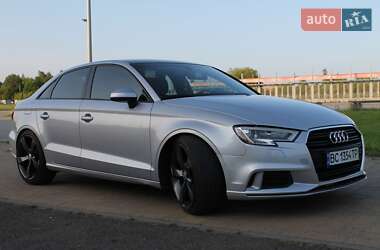 Седан Audi A3 2016 в 