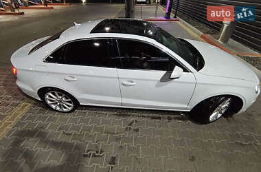 Седан Audi A3 2015 в 